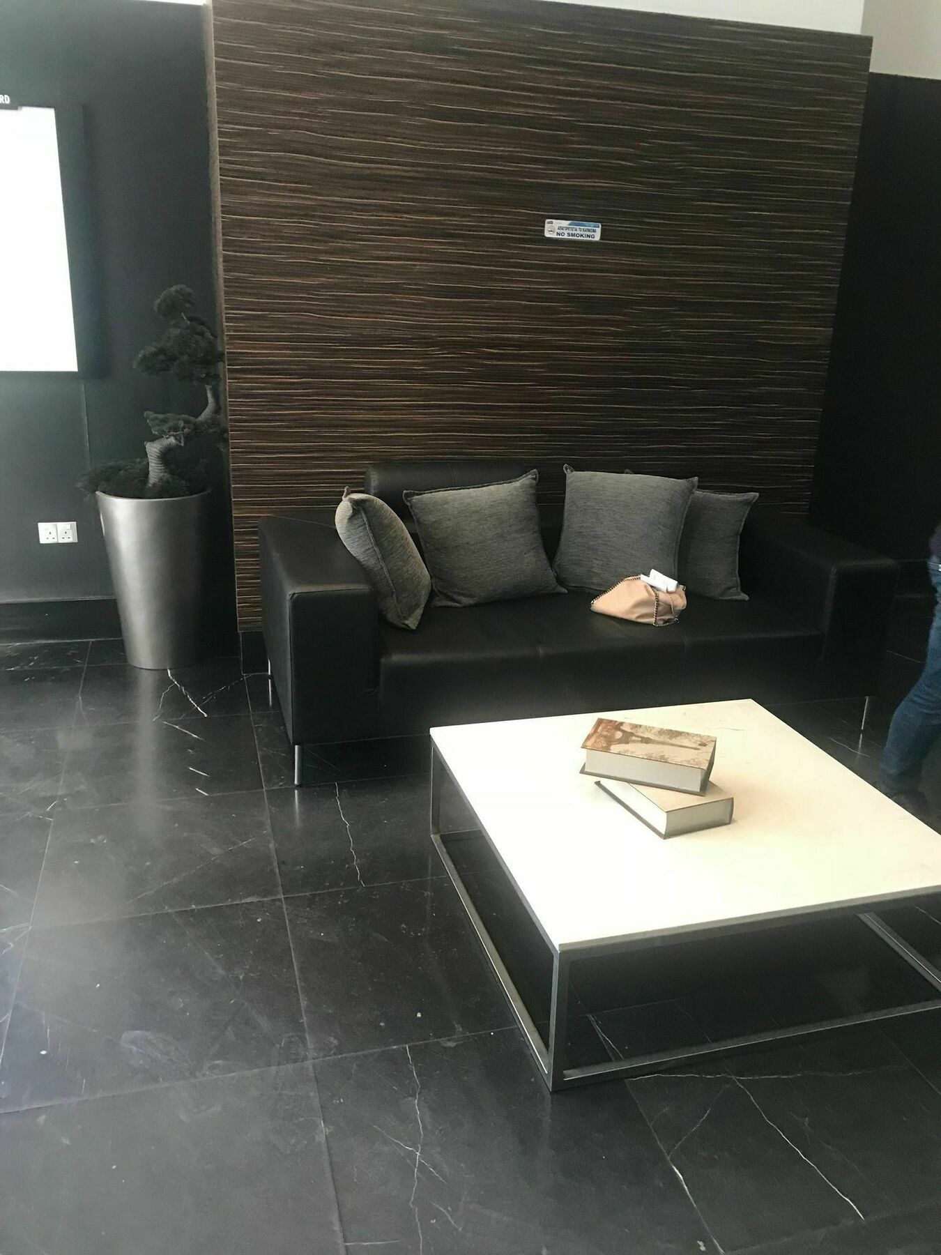 Finikoudes Luxury Apartments Lárnaka Eksteriør bilde