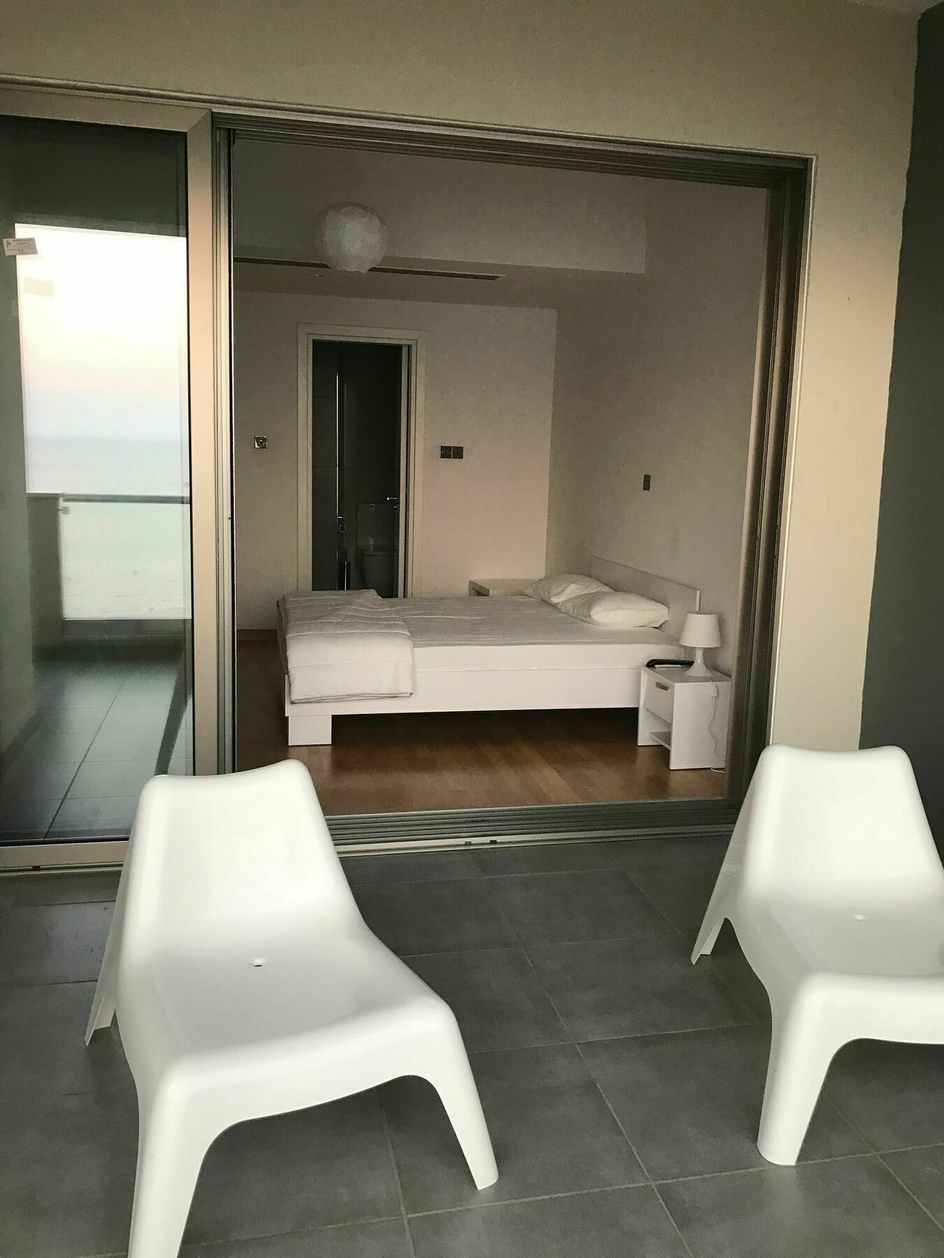 Finikoudes Luxury Apartments Lárnaka Eksteriør bilde