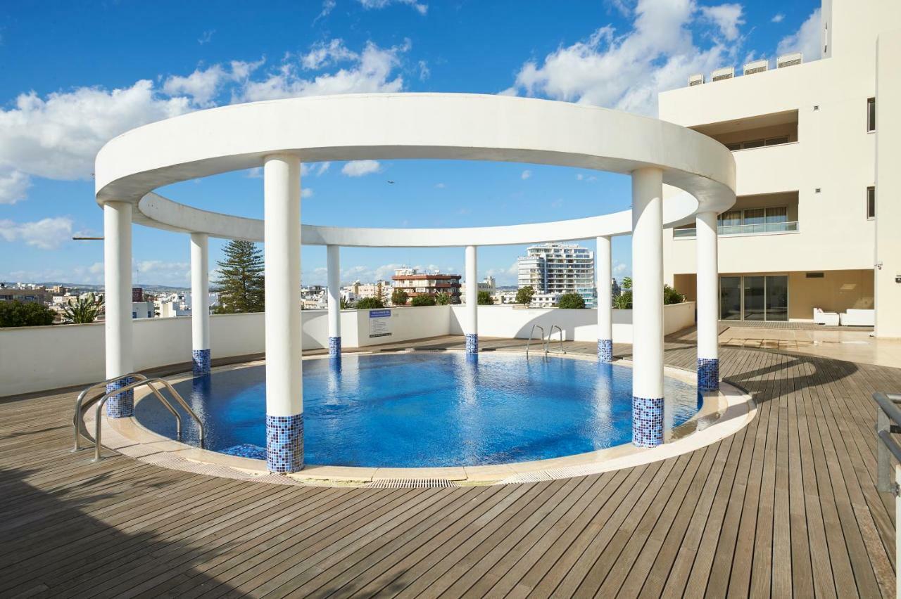 Finikoudes Luxury Apartments Lárnaka Eksteriør bilde